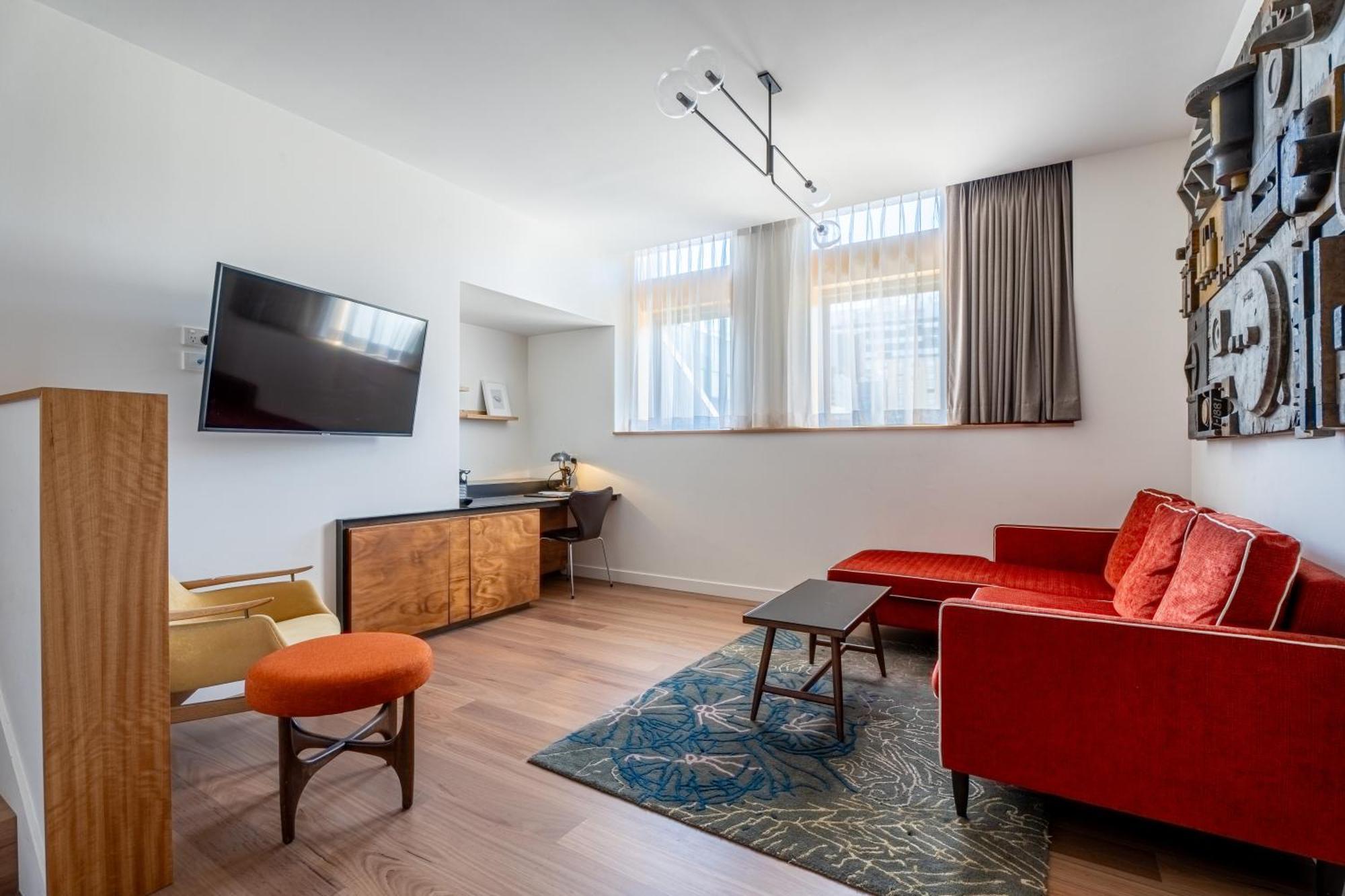 The Old Clare By Ode Hotels Sydney Ngoại thất bức ảnh A suite at the hotel