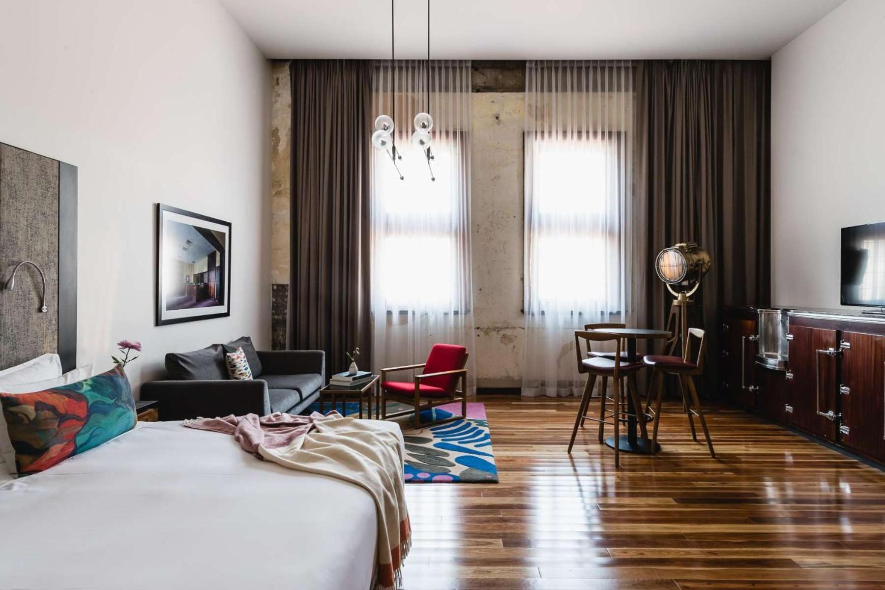 The Old Clare By Ode Hotels Sydney Ngoại thất bức ảnh A room at the Hotel Valencia
