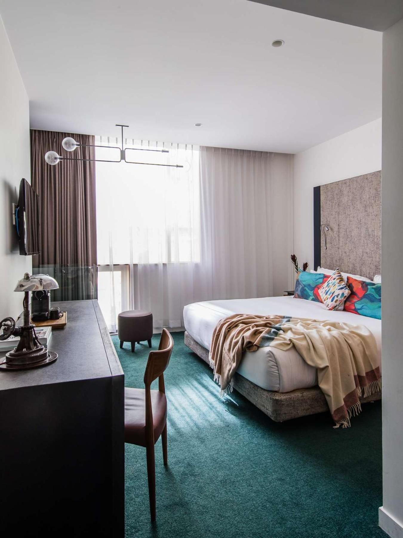 The Old Clare By Ode Hotels Sydney Ngoại thất bức ảnh A room at the hotel